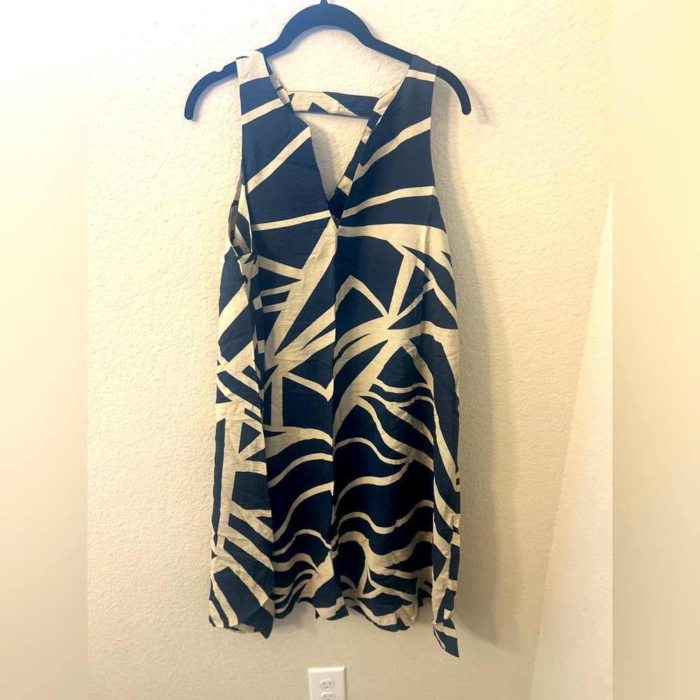 Banana Republic navy and Cream Backless Dress